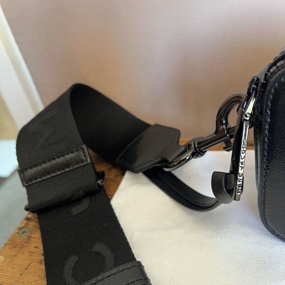 Marc Jacobs BLK Snapshot Camera Bag - Picture 4 of 6